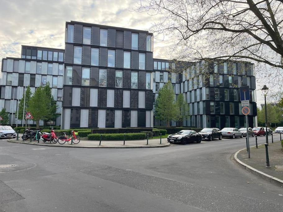 Gemutlich Und Moderne Wohnung In Dusseldorf Exterior photo